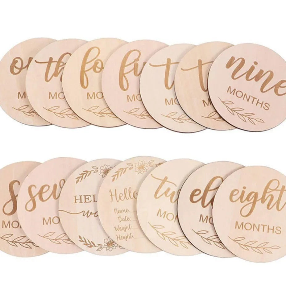 Baby Milestone Cards – Wooden Monthly Photo Props & Gift Set